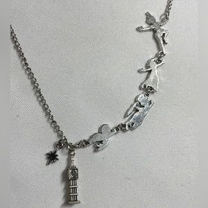 22” Peter Pan silhouette necklace silver tone LIKE NEW Perfect gift stocking Stu